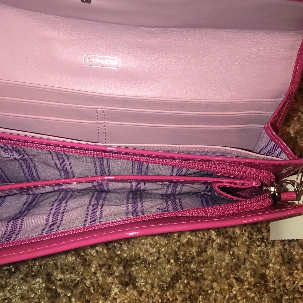 COPY - Coach Wallet - Picture 8 of 9